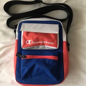 Champion Limited color. Fanny pack